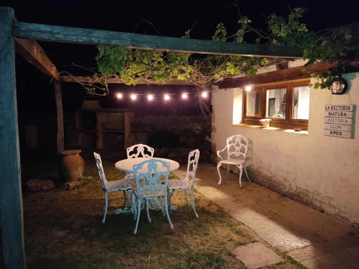 Casita Con Jacuzzi Rectoria De Dosquers Villa Maia de Montcal Exteriör bild