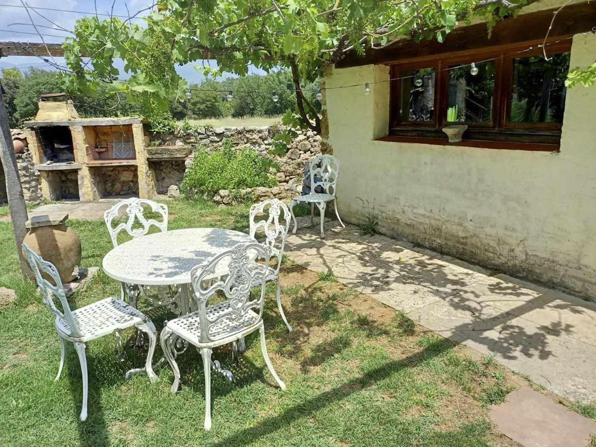 Casita Con Jacuzzi Rectoria De Dosquers Villa Maia de Montcal Exteriör bild