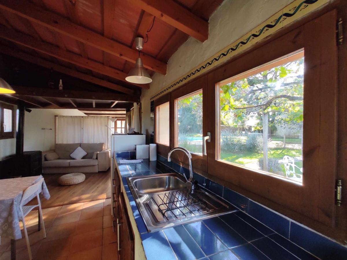 Casita Con Jacuzzi Rectoria De Dosquers Villa Maia de Montcal Exteriör bild