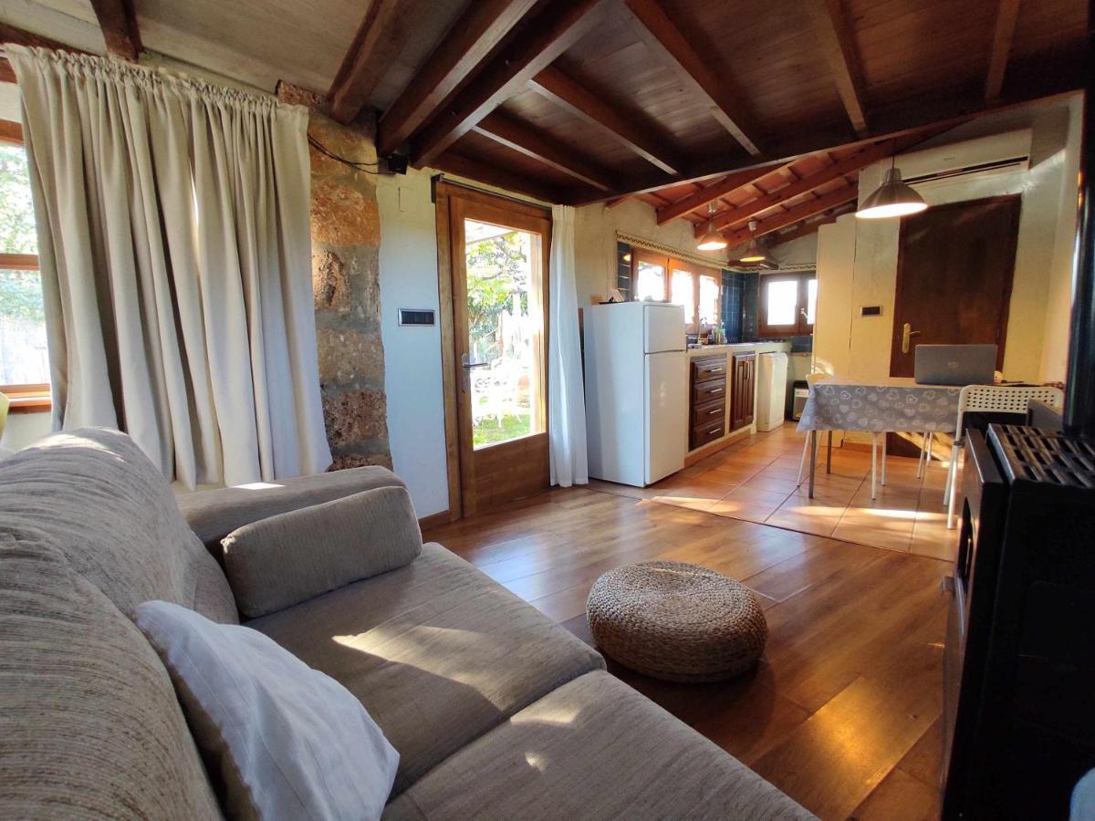 Casita Con Jacuzzi Rectoria De Dosquers Villa Maia de Montcal Exteriör bild